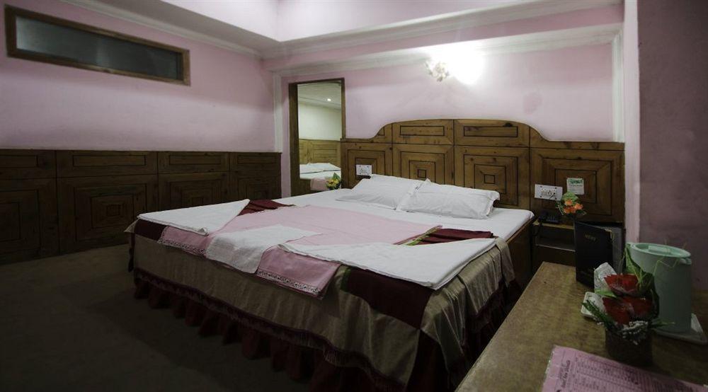 Hotel The Shivalik Manāli Exteriér fotografie