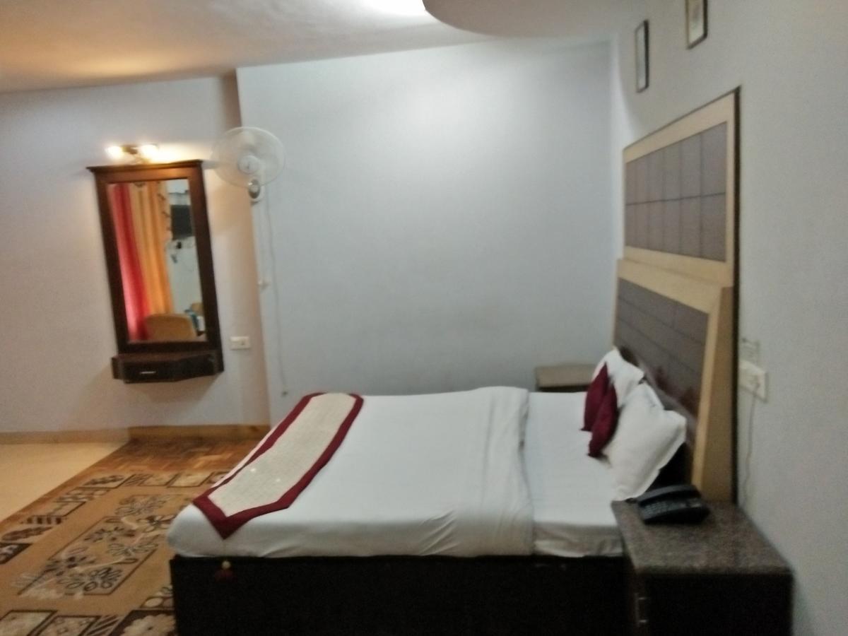 Hotel The Shivalik Manāli Exteriér fotografie