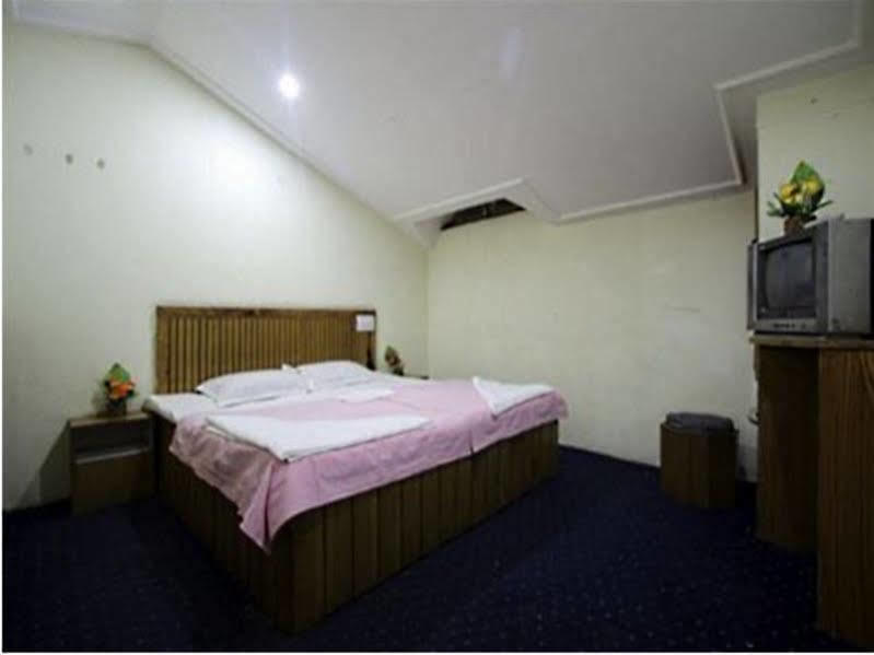 Hotel The Shivalik Manāli Exteriér fotografie