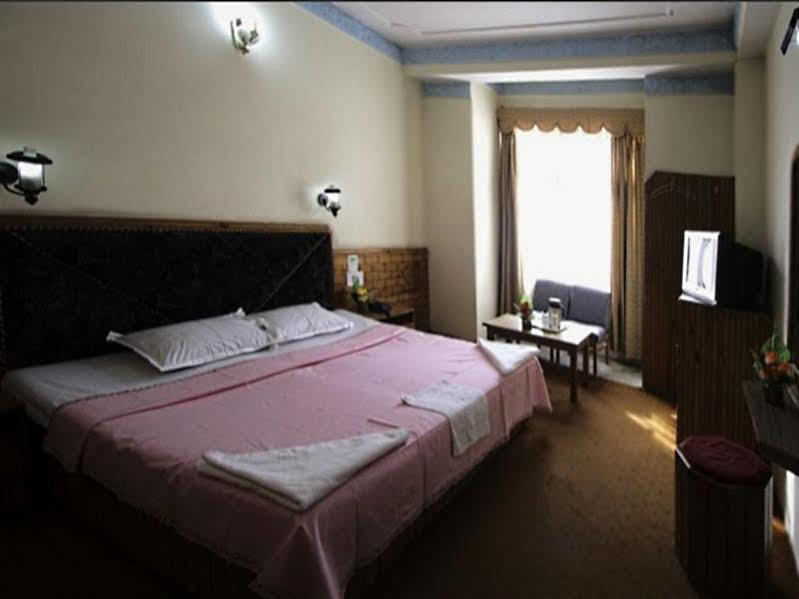 Hotel The Shivalik Manāli Exteriér fotografie